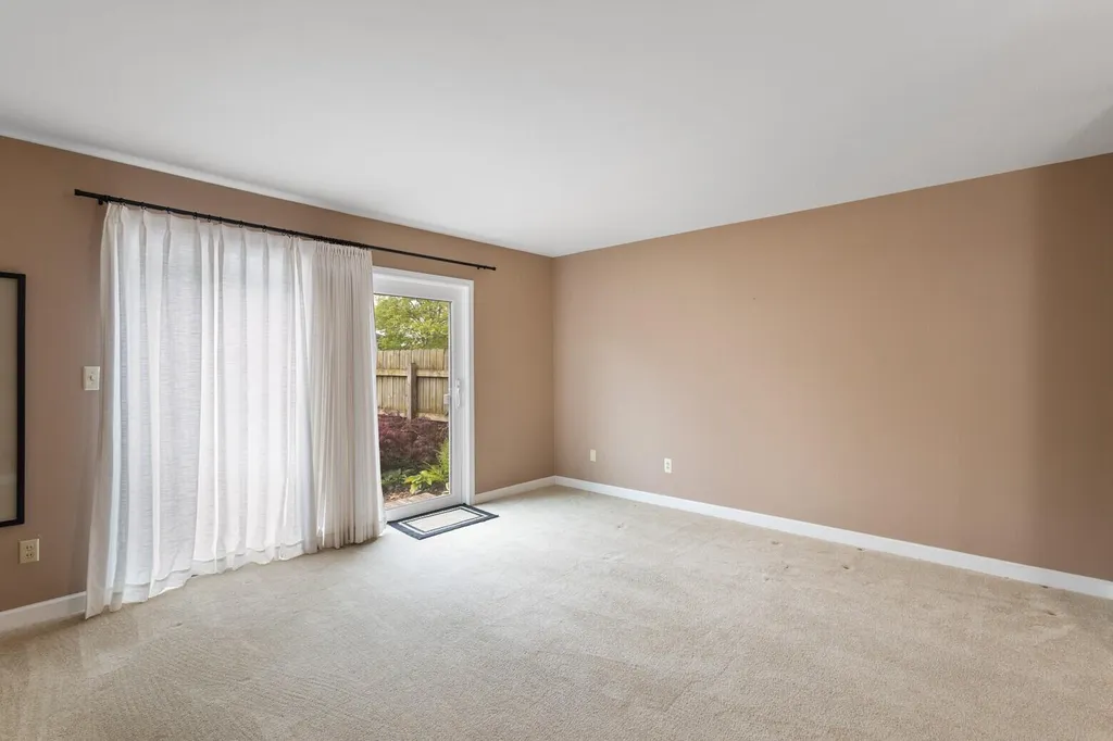 707 Garland Circle Kalamazoo City MI 49008