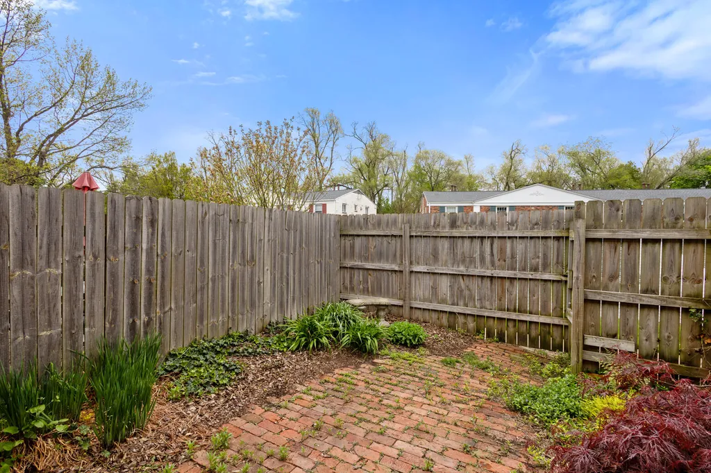 707 Garland Circle Kalamazoo City MI 49008