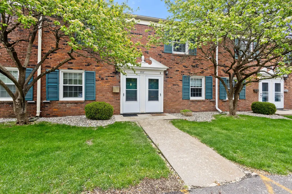 707 Garland Circle Kalamazoo City MI 49008