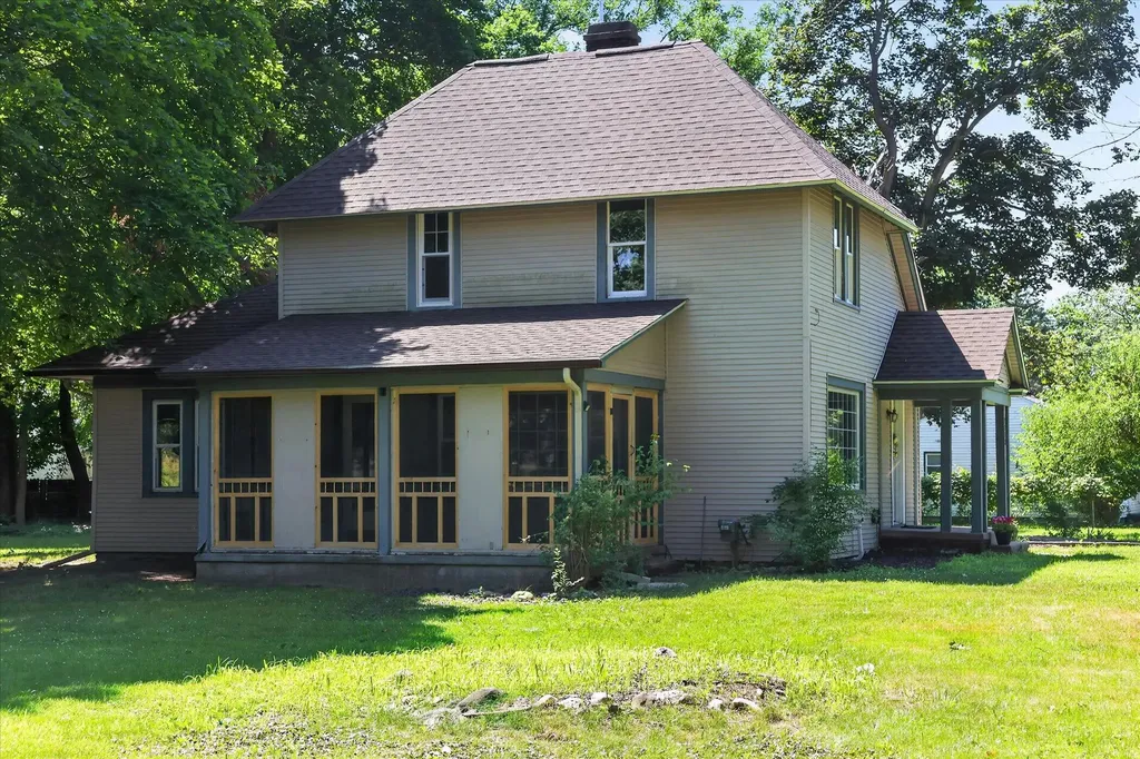 2213 Olmstead Road Kalamazoo Charter Township MI 49001