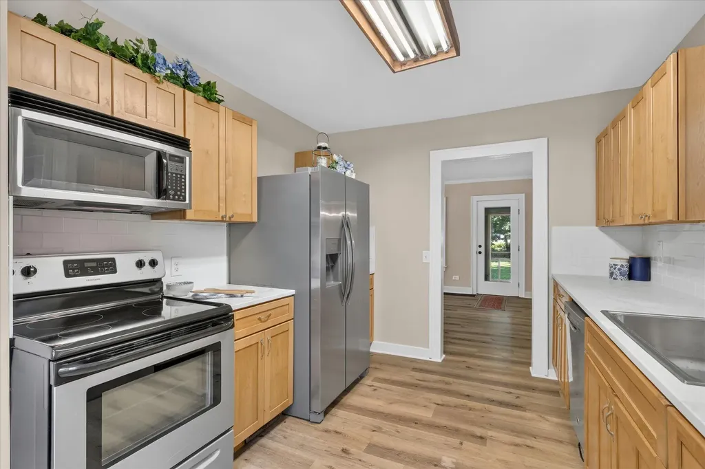 2213 Olmstead Road Kalamazoo Charter Township MI 49001