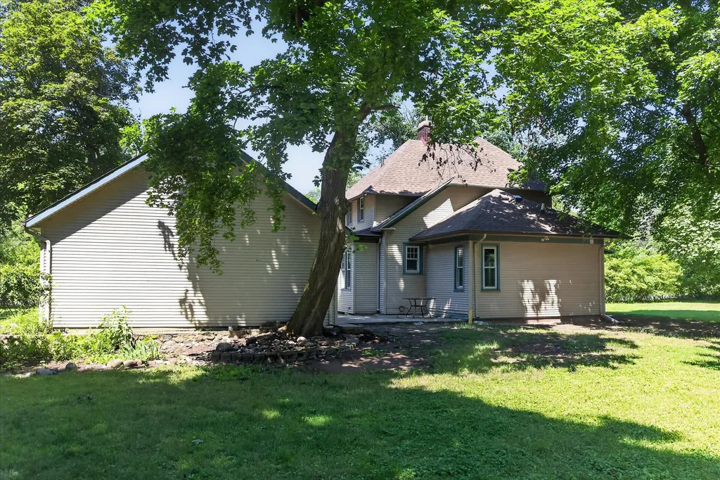 2213 Olmstead Road Kalamazoo Charter Township MI 49001