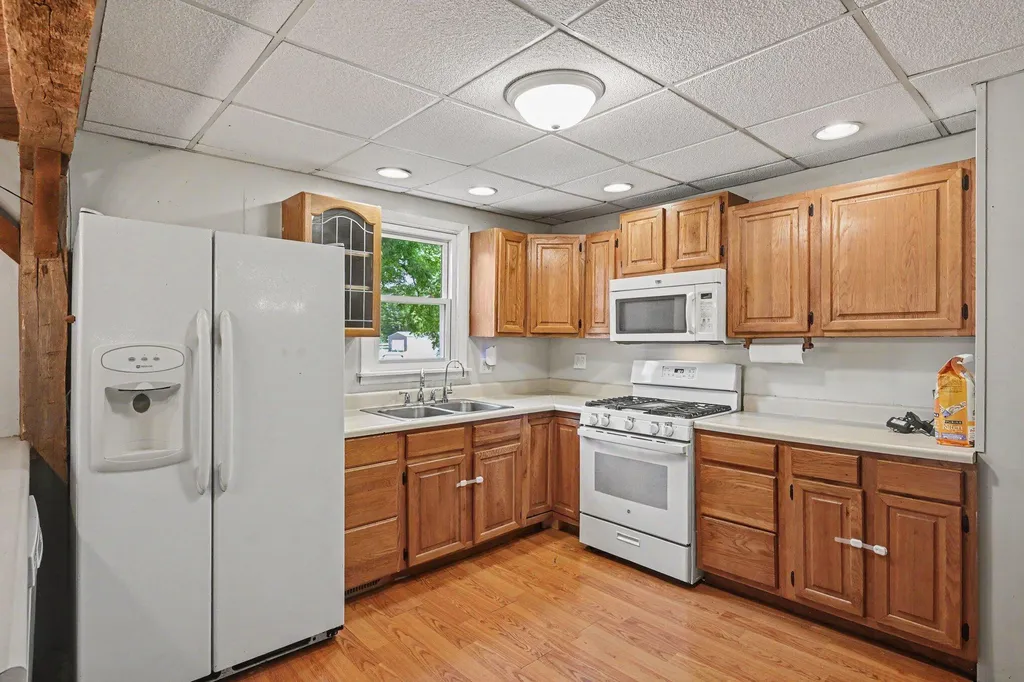 992 Lindley Road Matteson Township MI 49028