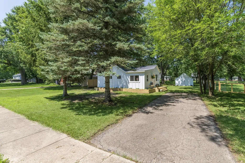 428 W Morrell Street Otsego City MI 49078