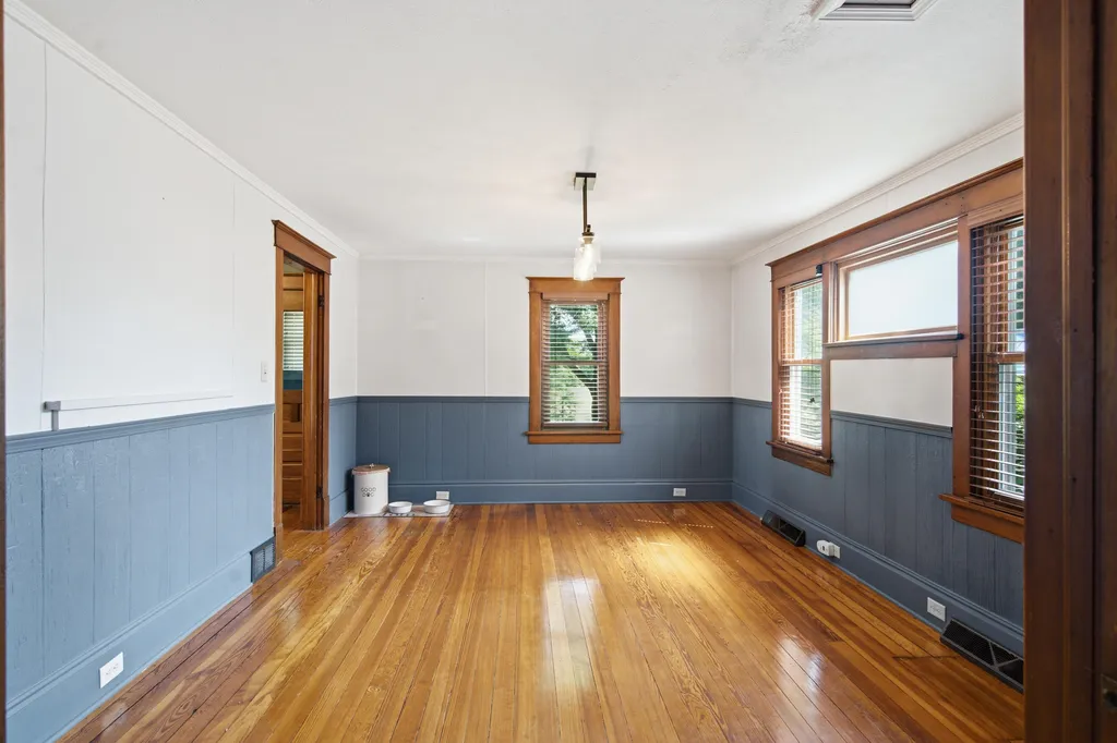 24144 Alvord Avenue Mattawan Village MI 49071