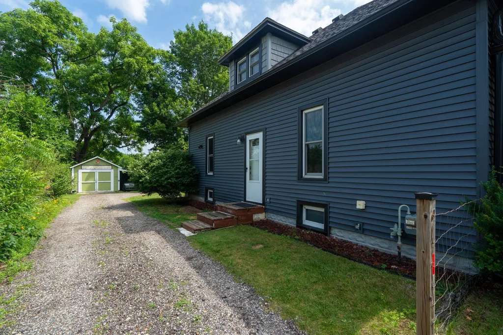24144 Alvord Avenue Mattawan Village MI 49071