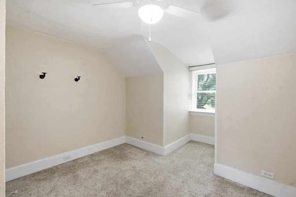 24144 Alvord Avenue Mattawan Village MI 49071