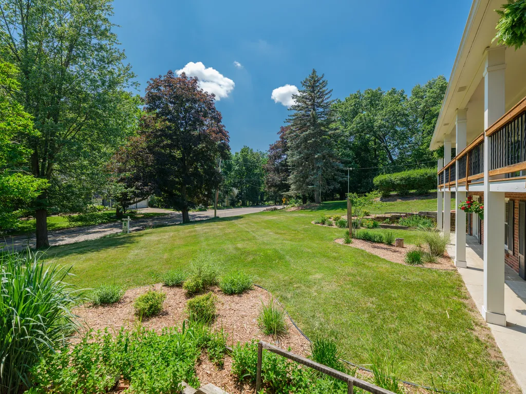 2824 Bronson Boulevard Kalamazoo City MI 49008