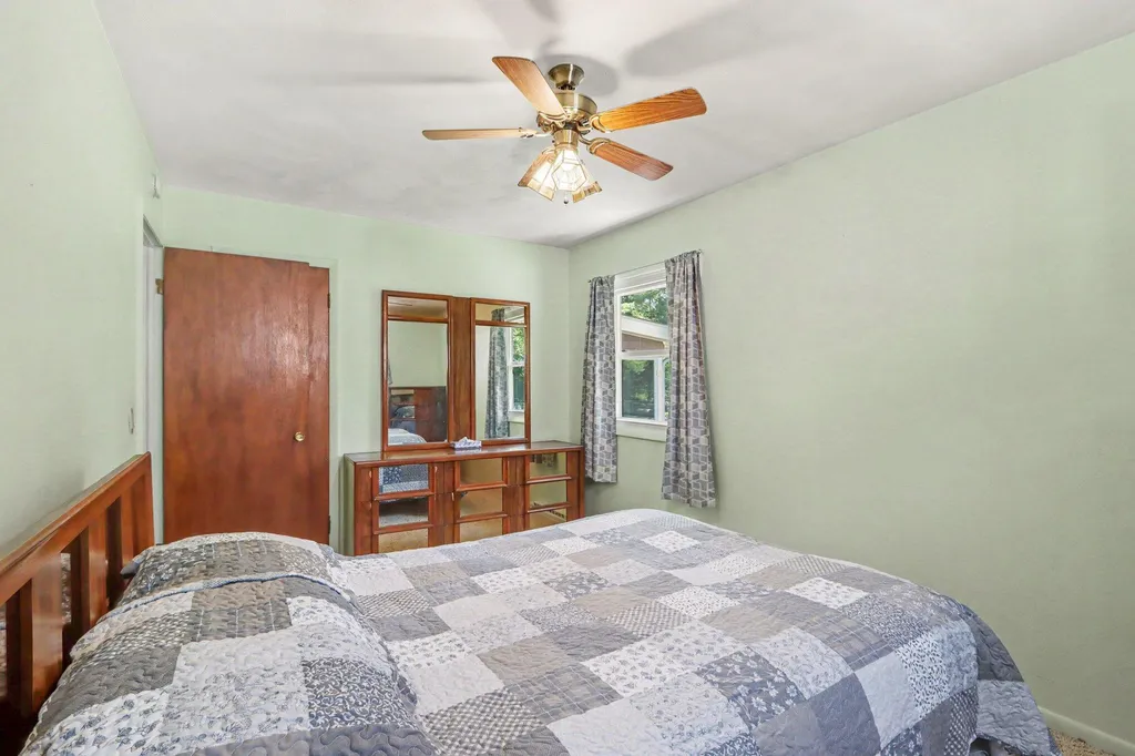 3010 Glenhaven Avenue Kalamazoo City MI 49004