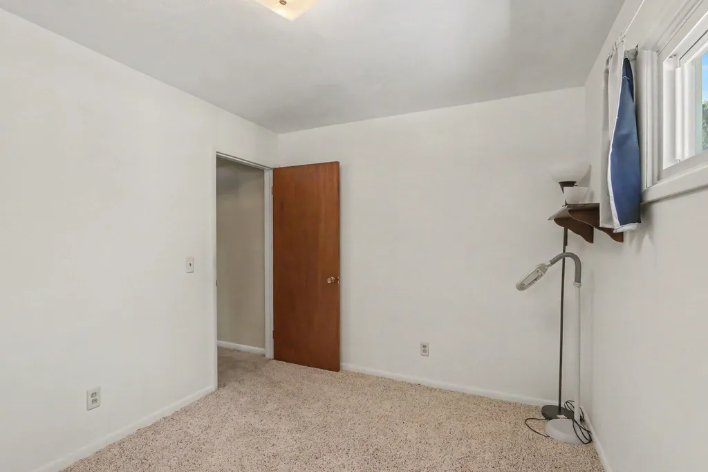 3010 Glenhaven Avenue Kalamazoo City MI 49004