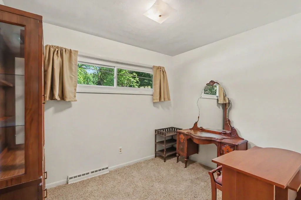 3010 Glenhaven Avenue Kalamazoo City MI 49004