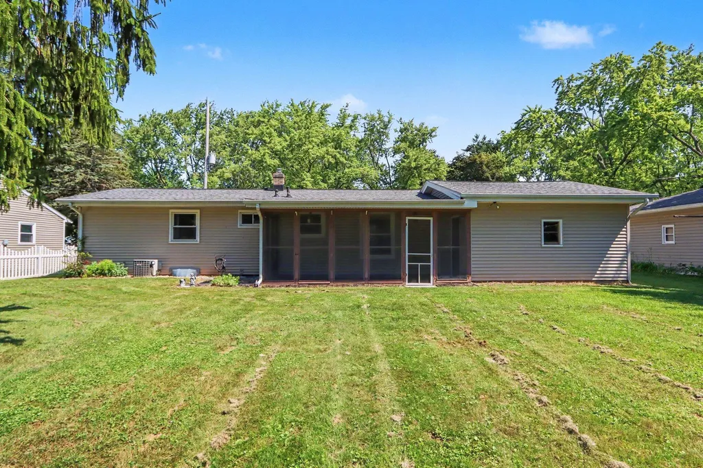 3010 Glenhaven Avenue Kalamazoo City MI 49004