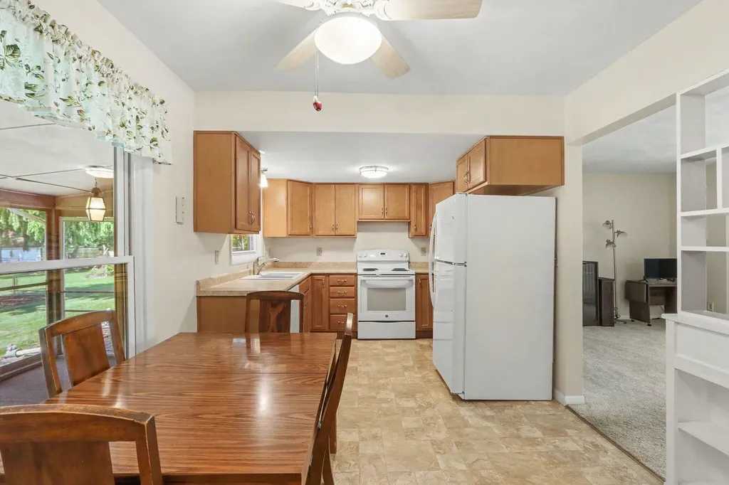 3010 Glenhaven Avenue Kalamazoo City MI 49004