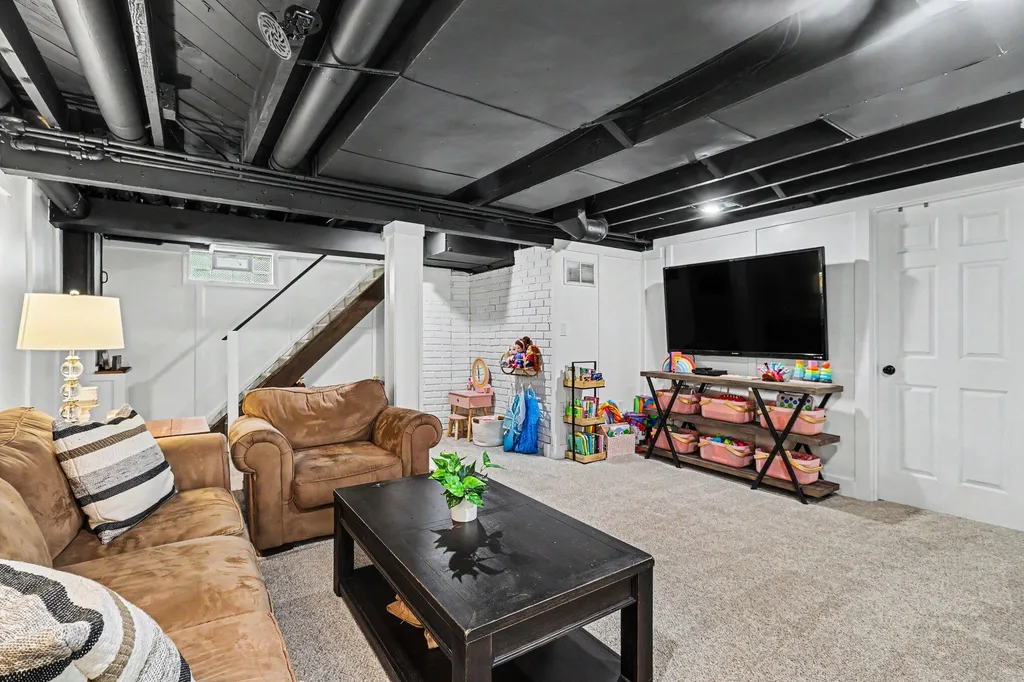 231 Garland Street Kalamazoo City MI 49001