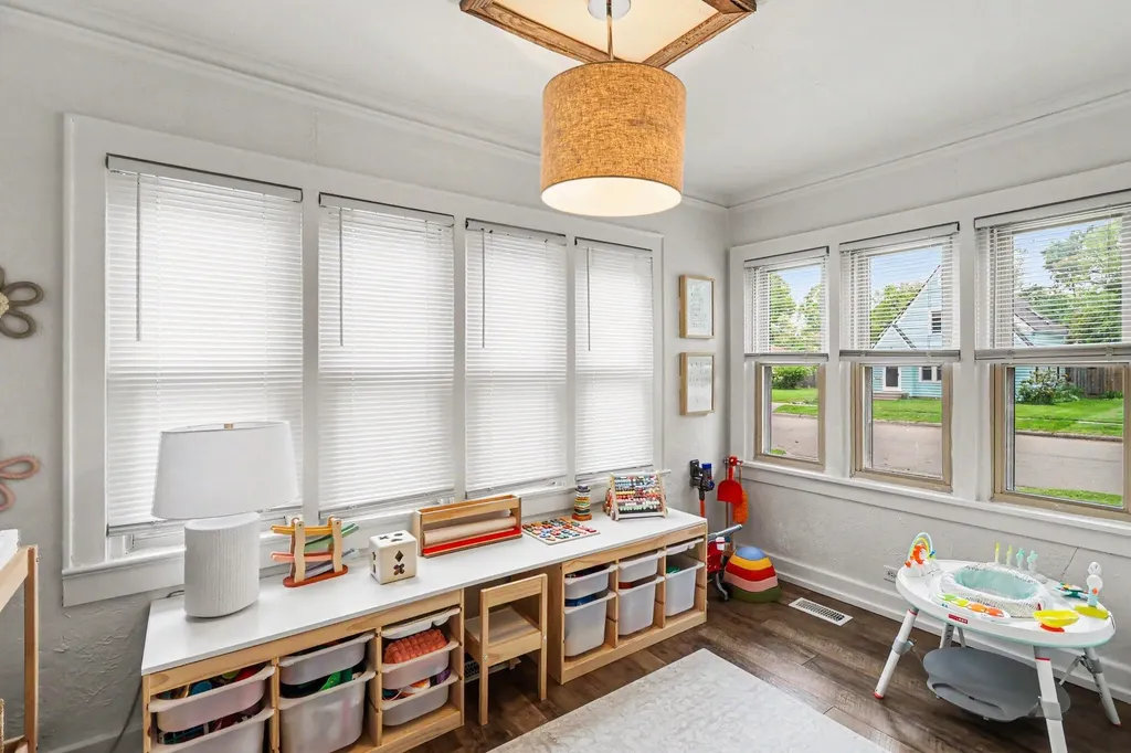 231 Garland Street Kalamazoo City MI 49001