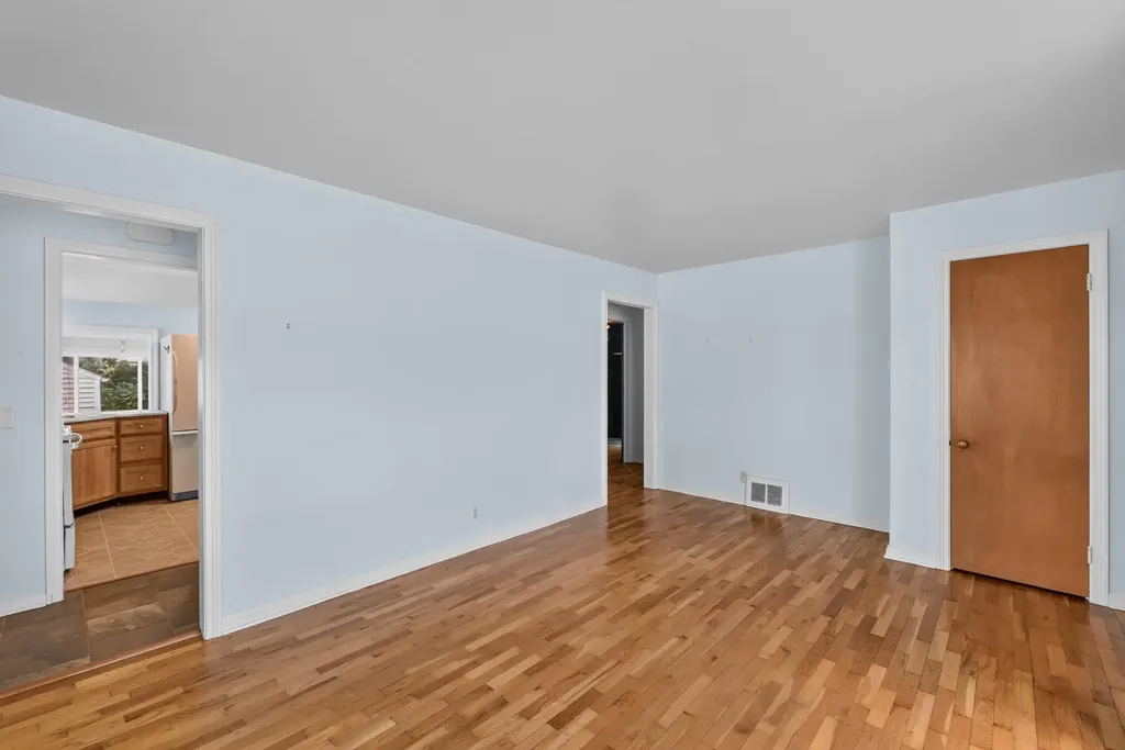 1612 Homecrest Avenue Kalamazoo City MI 49001