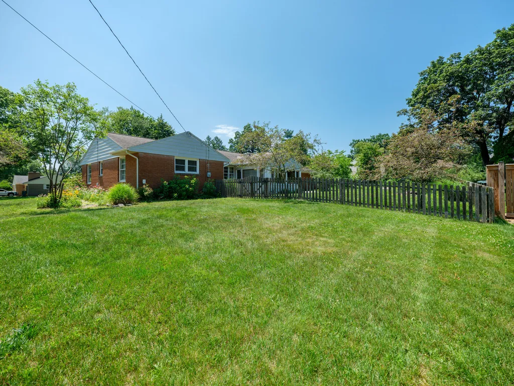 5139 Midfield Drive Portage City MI 49002