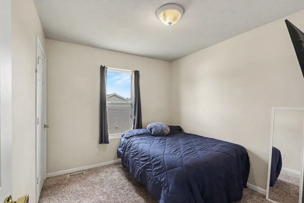 823 Beth Avenue Kalamazoo Charter Township MI 49004