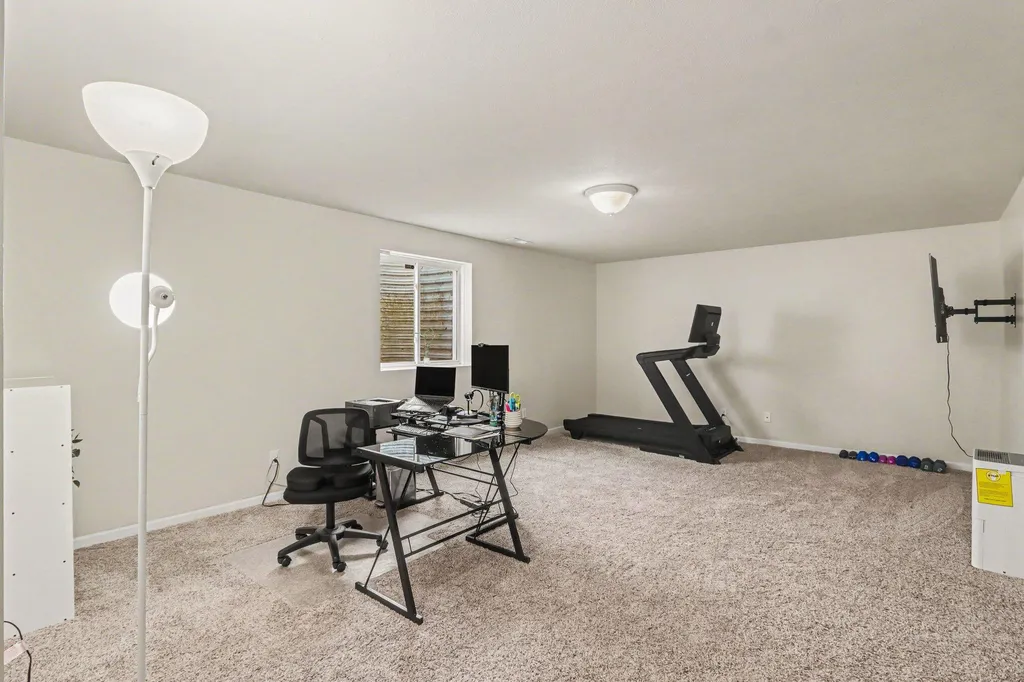 823 Beth Avenue Kalamazoo Charter Township MI 49004
