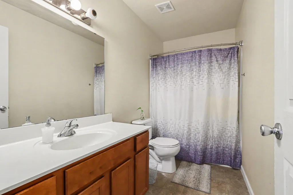 823 Beth Avenue Kalamazoo Charter Township MI 49004