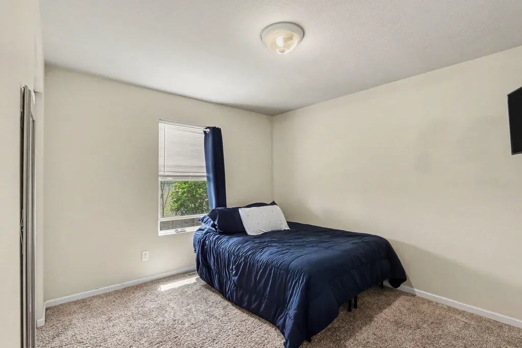 823 Beth Avenue Kalamazoo Charter Township MI 49004