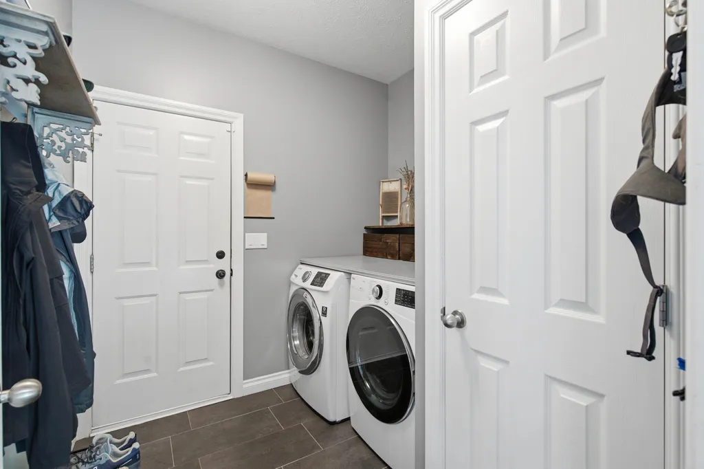 8297 Engelwood Avenue Richland Township MI 49083