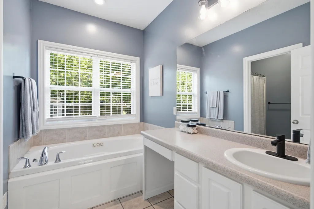 8297 Engelwood Avenue Richland Township MI 49083