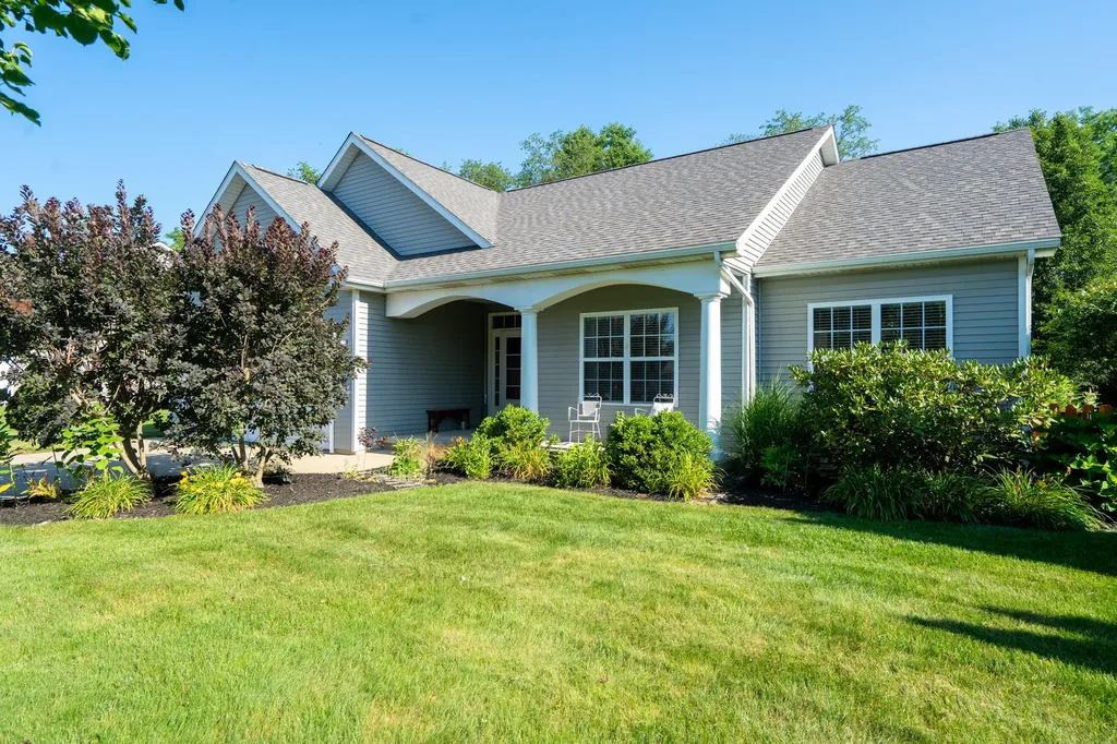 8297 Engelwood Avenue Richland Township MI 49083