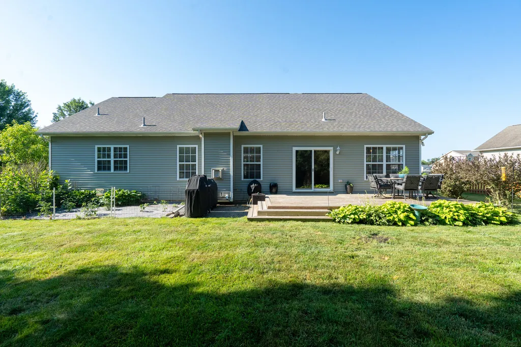 8297 Engelwood Avenue Richland Township MI 49083