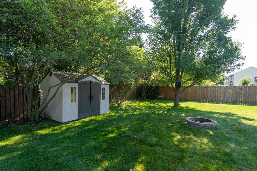 8297 Engelwood Avenue Richland Township MI 49083