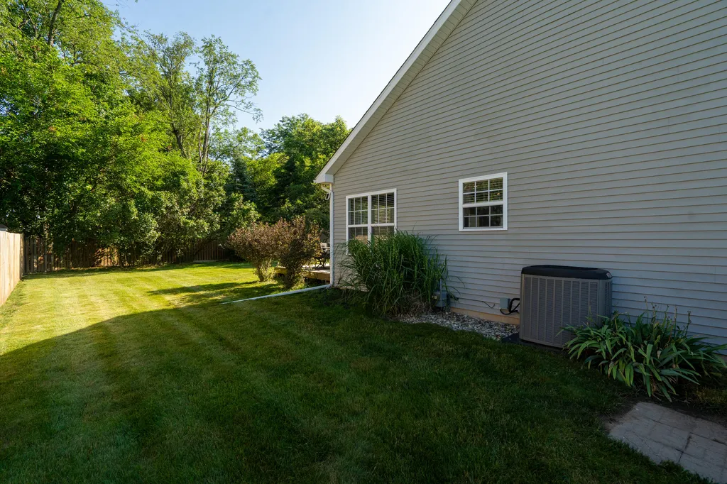 8297 Engelwood Avenue Richland Township MI 49083