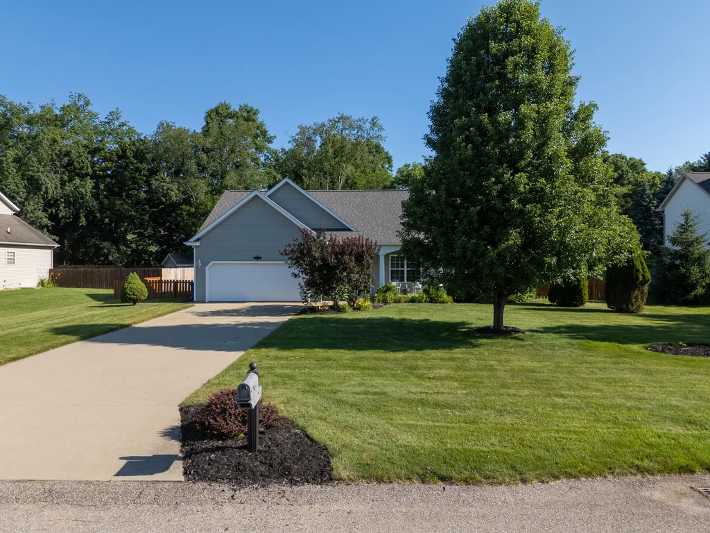 8297 Engelwood Avenue Richland Township MI 49083