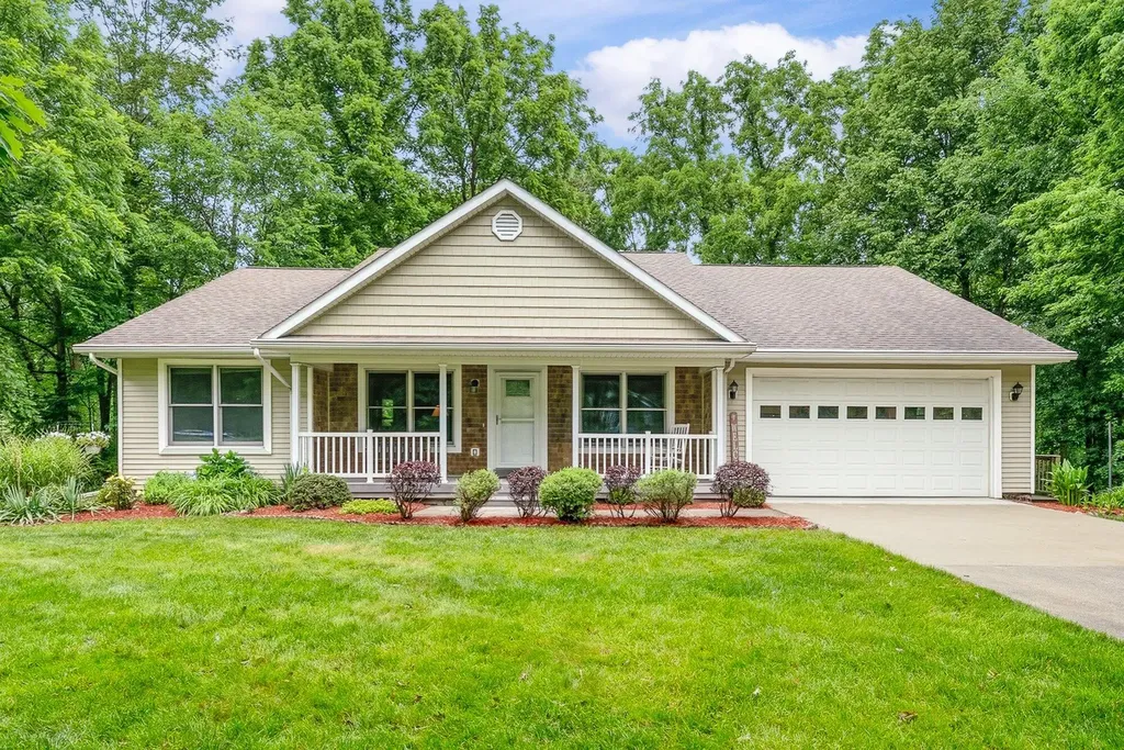 5602 Emneth Avenue Oshtemo Charter Township MI 49009