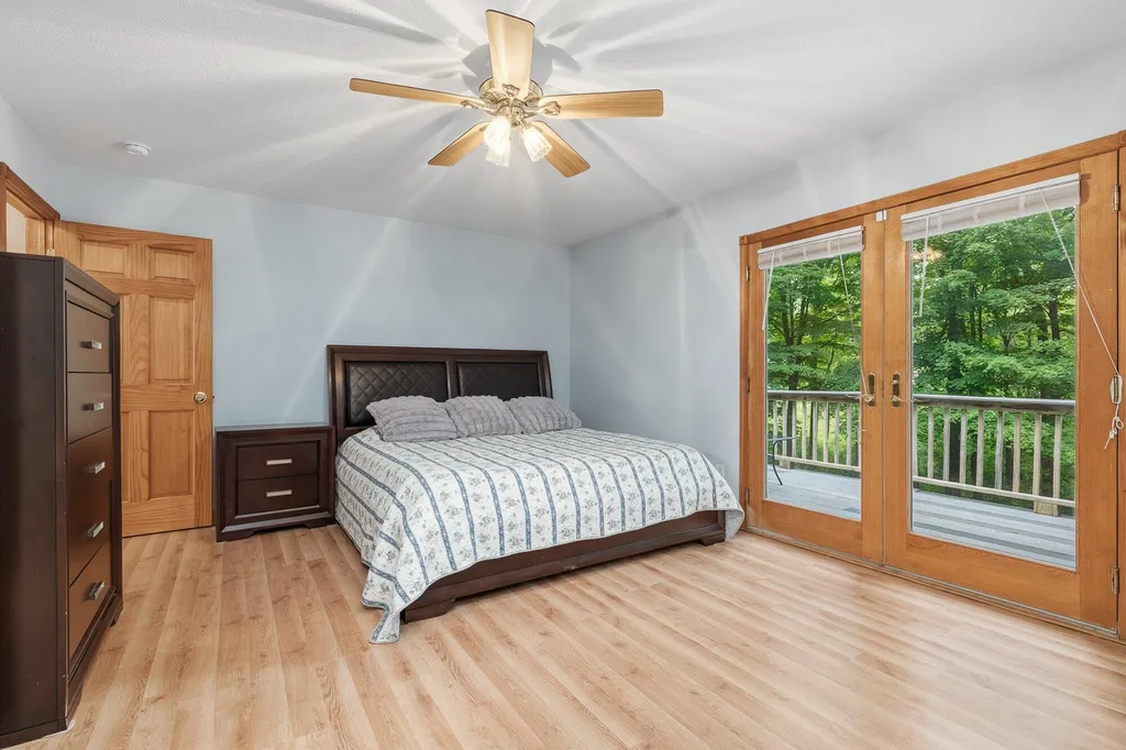 5602 Emneth Avenue Oshtemo Charter Township MI 49009