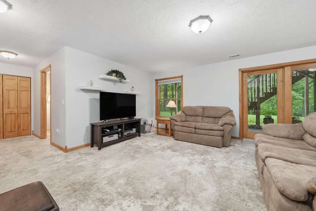 5602 Emneth Avenue Oshtemo Charter Township MI 49009