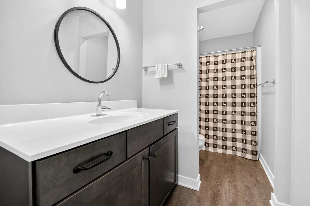 3848 Wetherington Pointe Kalamazoo City MI 49006