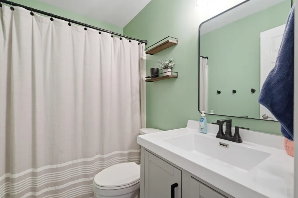 4944 Black Oak Lane Kalamazoo Charter Township MI 49004