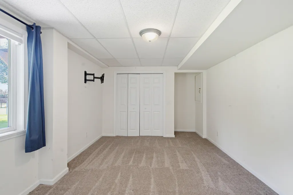 4944 Black Oak Lane Kalamazoo Charter Township MI 49004