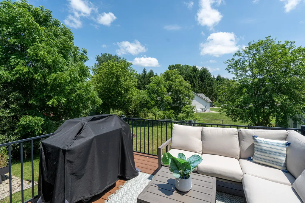 4944 Black Oak Lane Kalamazoo Charter Township MI 49004