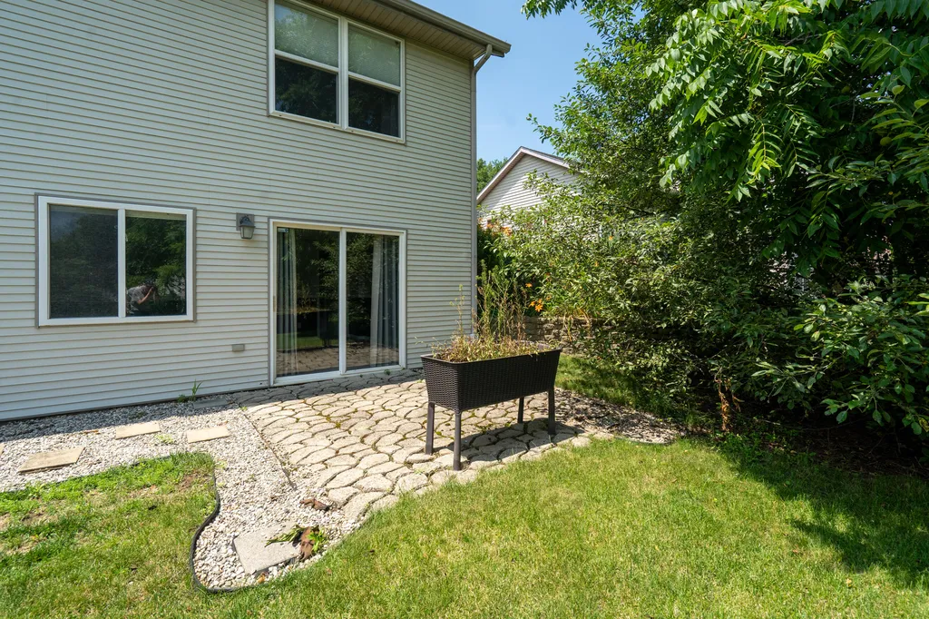 4944 Black Oak Lane Kalamazoo Charter Township MI 49004