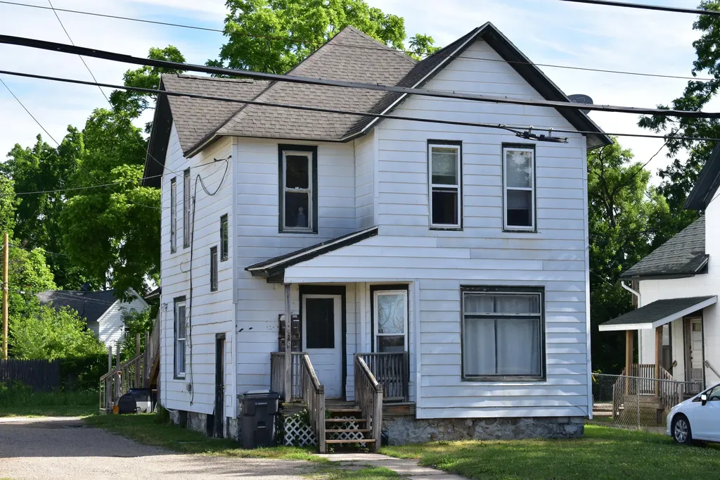 729 E Vine Kalamazoo City MI 49001