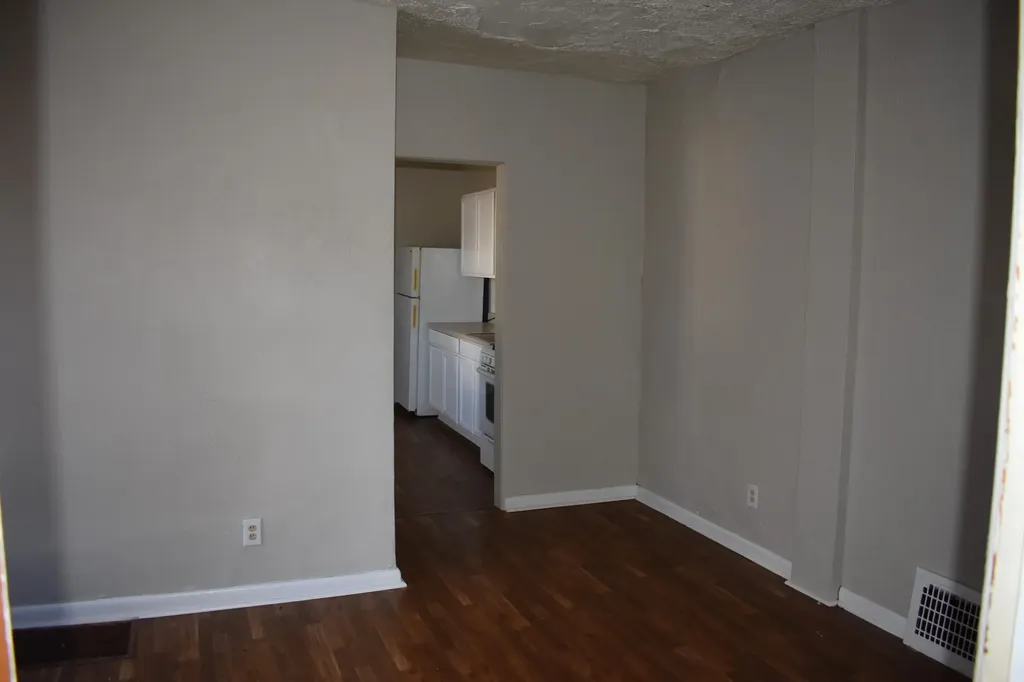 729 E Vine Kalamazoo City MI 49001