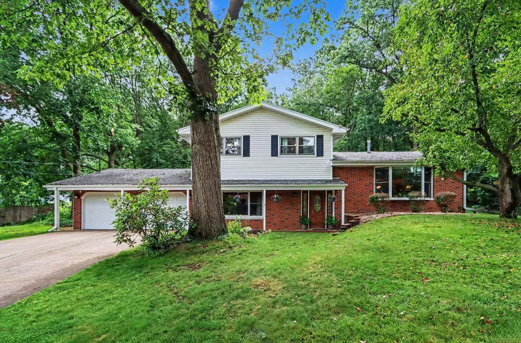 6800 Springbrook Lane Cooper Charter Township MI 49004