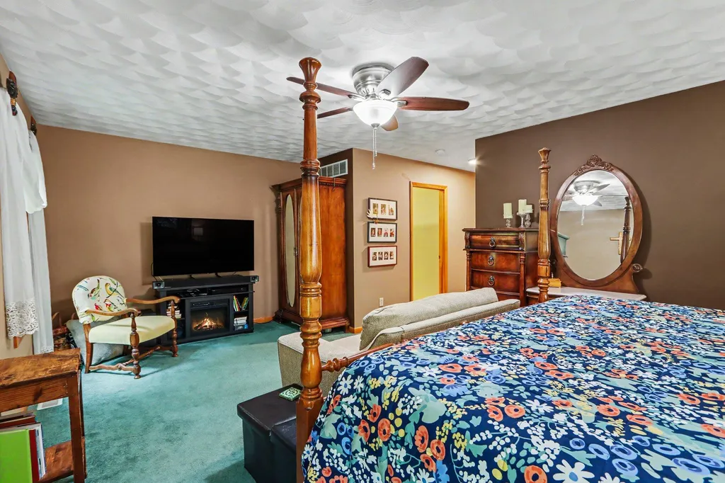 6800 Springbrook Lane Cooper Charter Township MI 49004