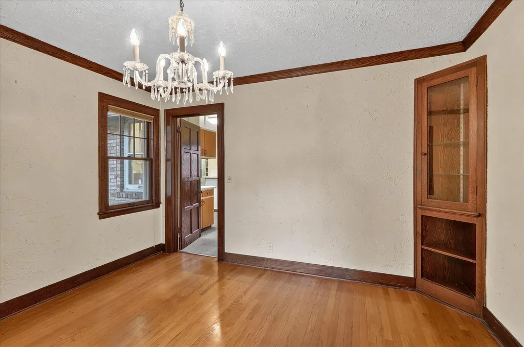 1124 Ashley Drive Kalamazoo Charter Township MI 49048