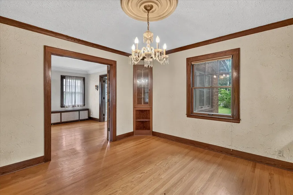 1124 Ashley Drive Kalamazoo Charter Township MI 49048
