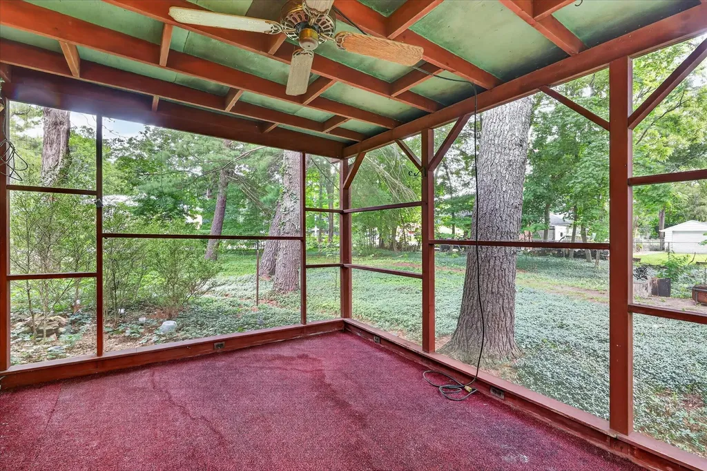 1124 Ashley Drive Kalamazoo Charter Township MI 49048