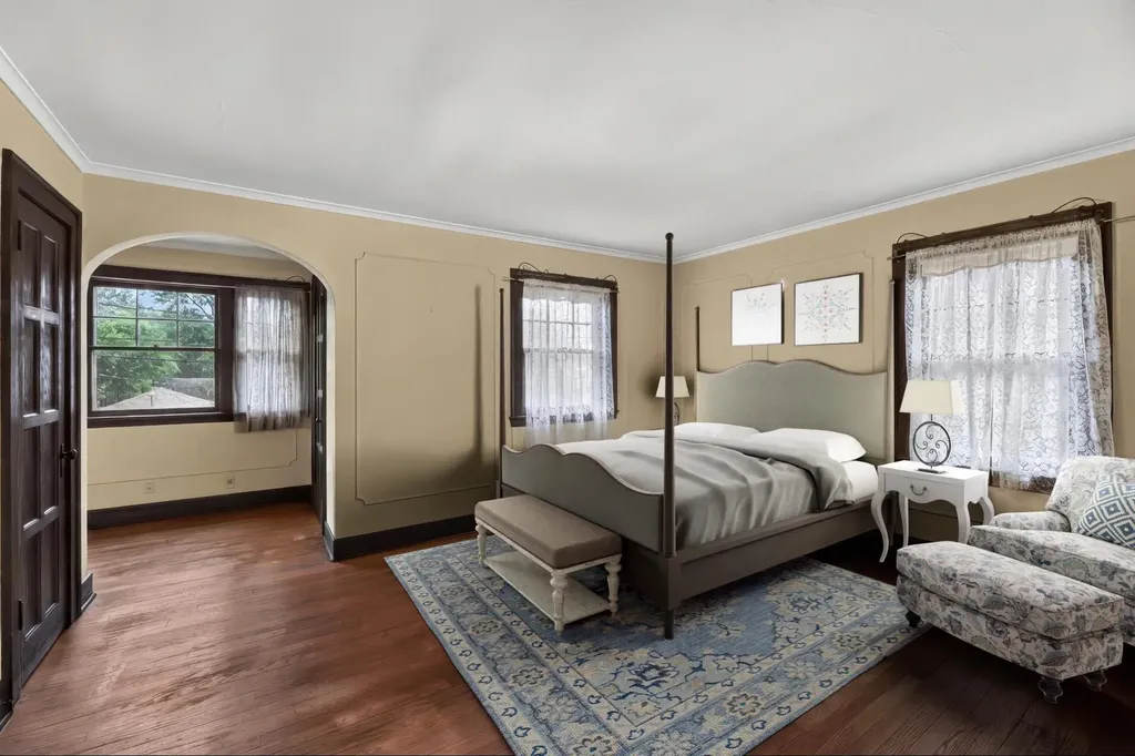 1124 Ashley Drive Kalamazoo Charter Township MI 49048