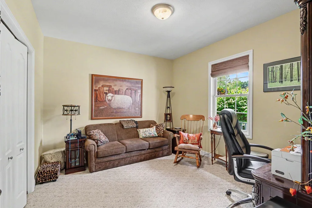 2181 Hunters Run Comstock Charter Township MI 49048