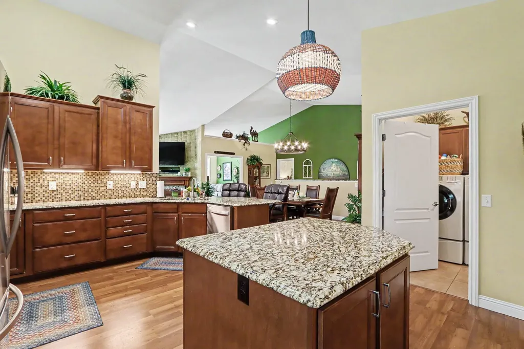 2181 Hunters Run Comstock Charter Township MI 49048